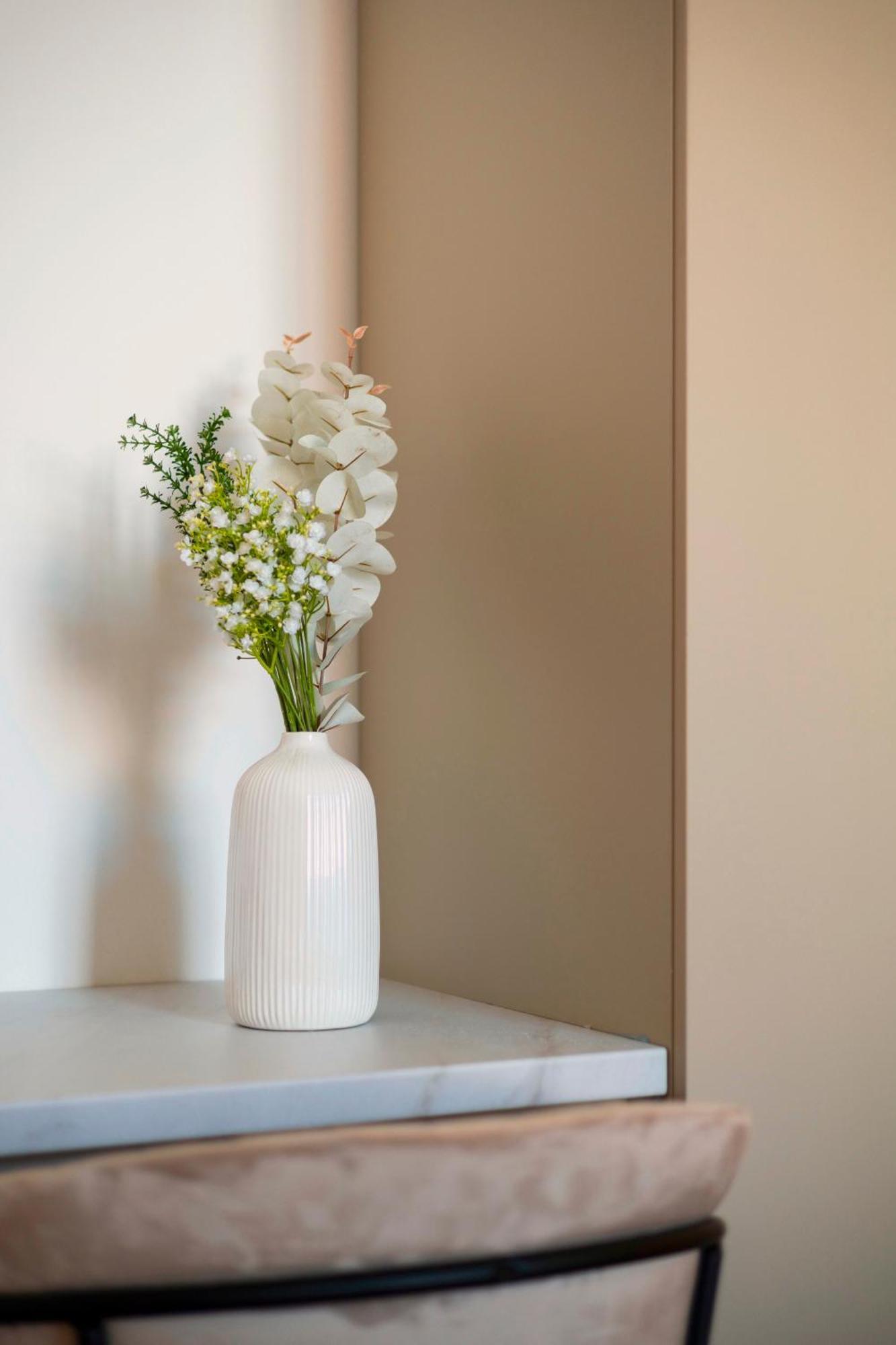 Exclusive Central 3Bedrm Stylish Residence By Prestige Homes Budapest Eksteriør bilde